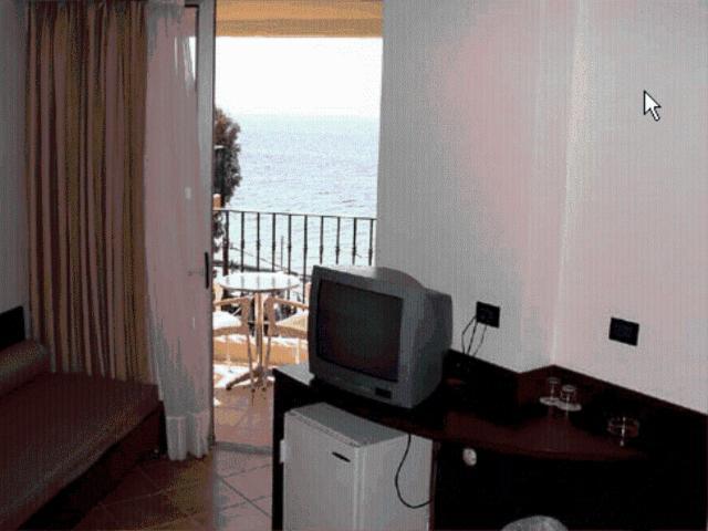 Thalassa Ξενοδοχείο Λουτρά Αιδηψού Δωμάτιο φωτογραφία